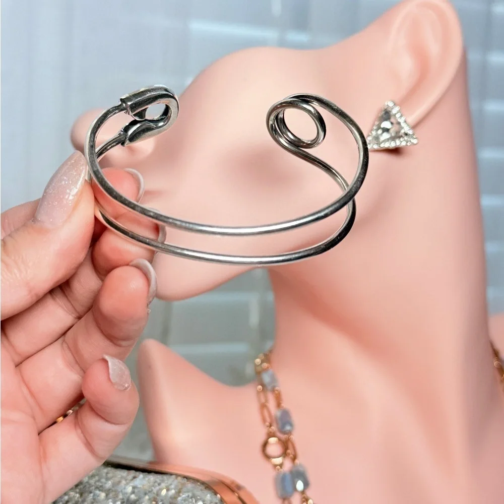 ⚜️ Unique Elegant S925 Silver Bracelet